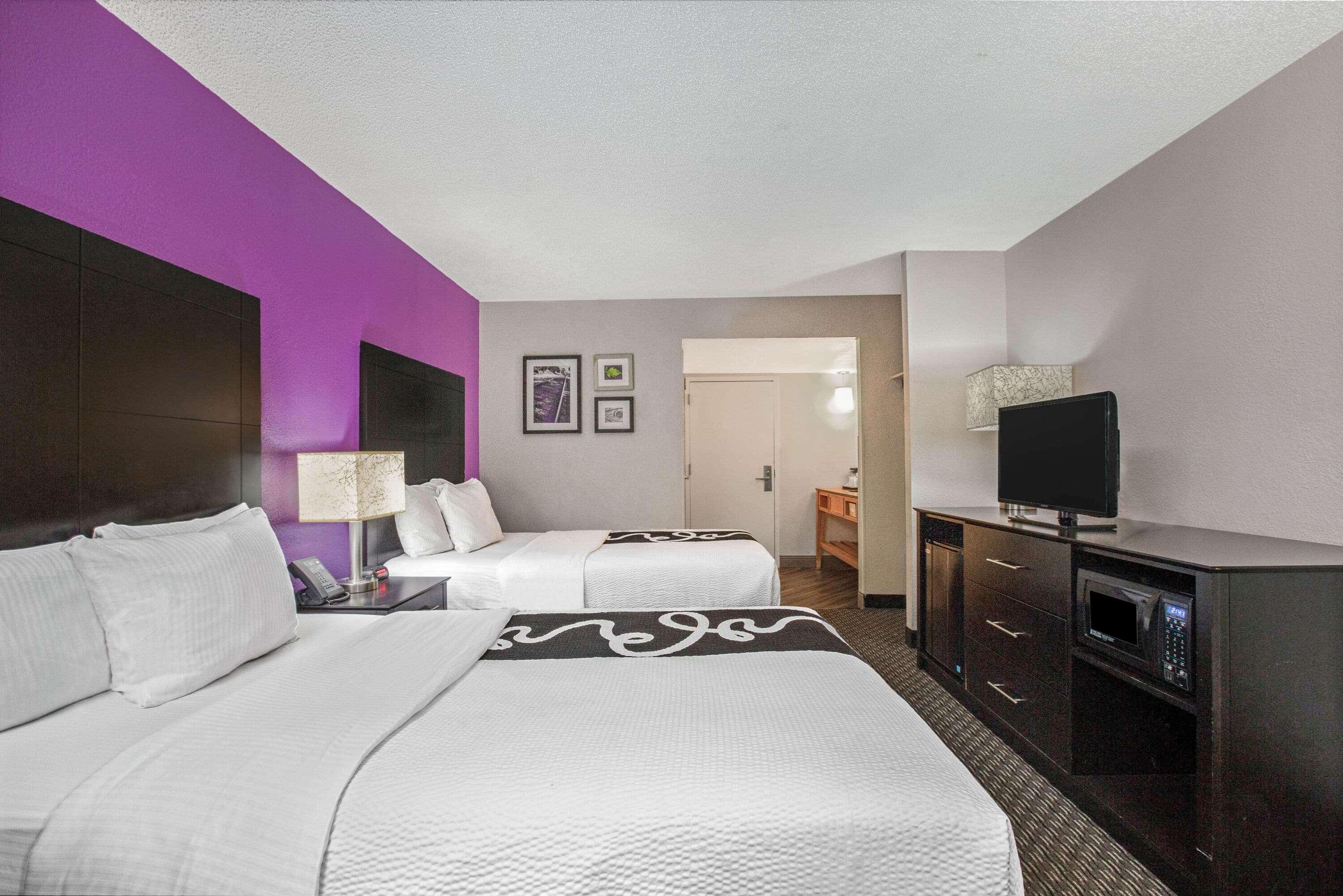 La Quinta By Wyndham Miami Lakes Exterior photo