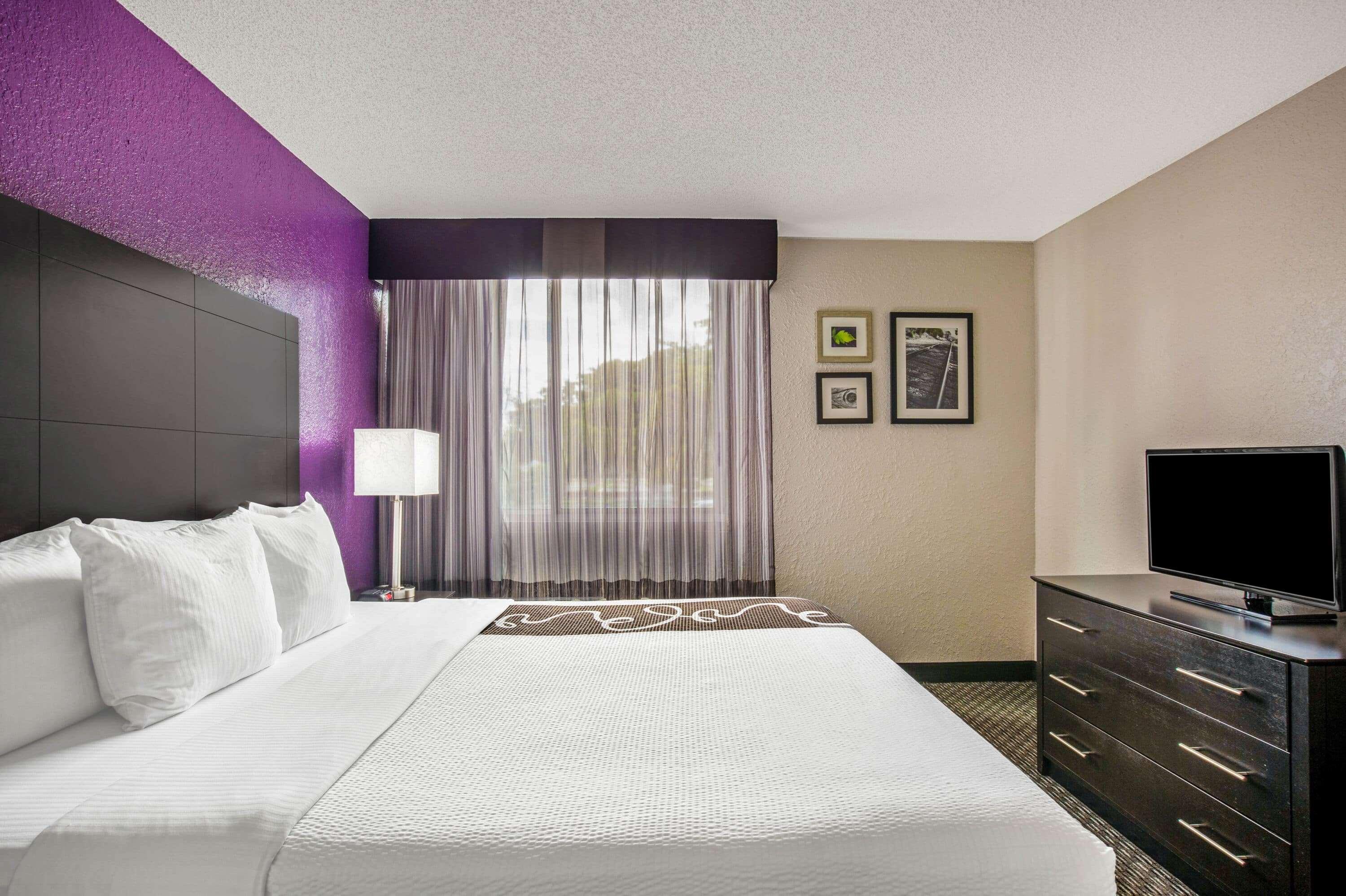 La Quinta By Wyndham Miami Lakes Exterior photo